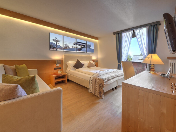 Bedroom 2, Hotel Caminetto, Trento