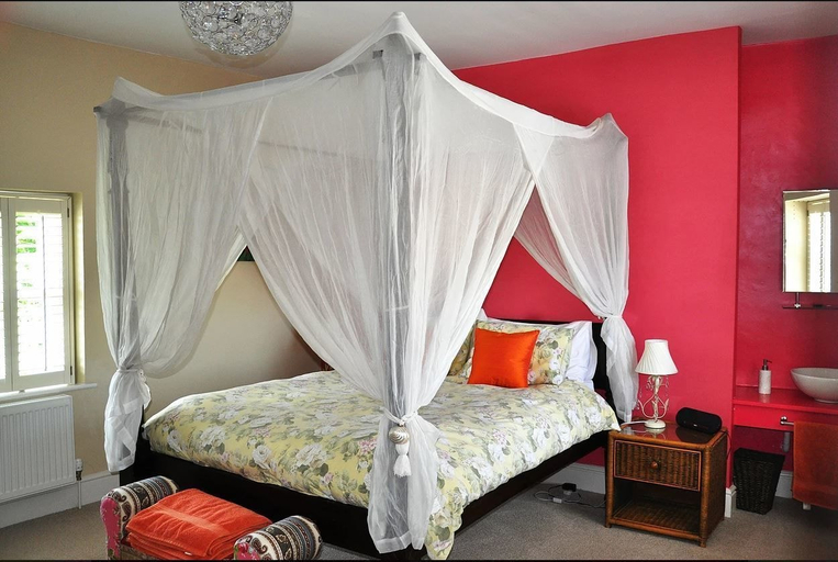 Bedroom 2, Bove Town House, Somerset