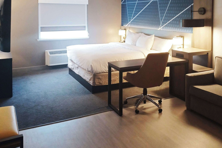 Bedroom 2, Comfort Inn Edinburgh - Columbus, Bartholomew