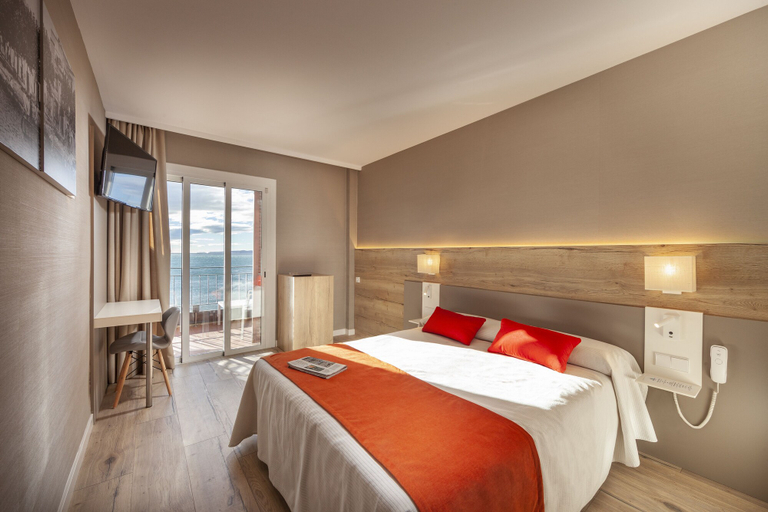 Bedroom 3, Hotel Montecarlo Spa & Wellness, Girona