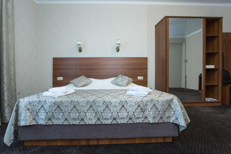 Bedroom 2, Hotel Briz, Gur'evskiy rayon