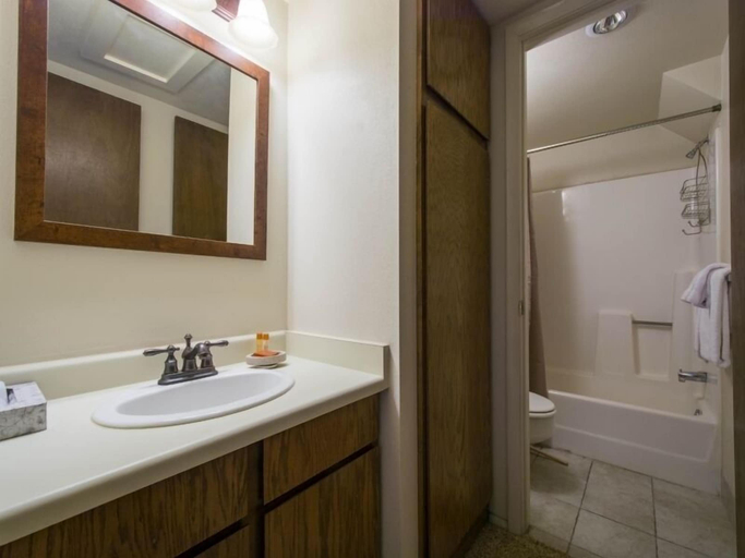 Bathroom 3, Powder Pointe by Park City Vacations, Summit