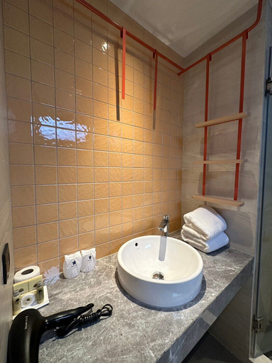 Bathroom 4, Banlansuan Resort, Cha-Am