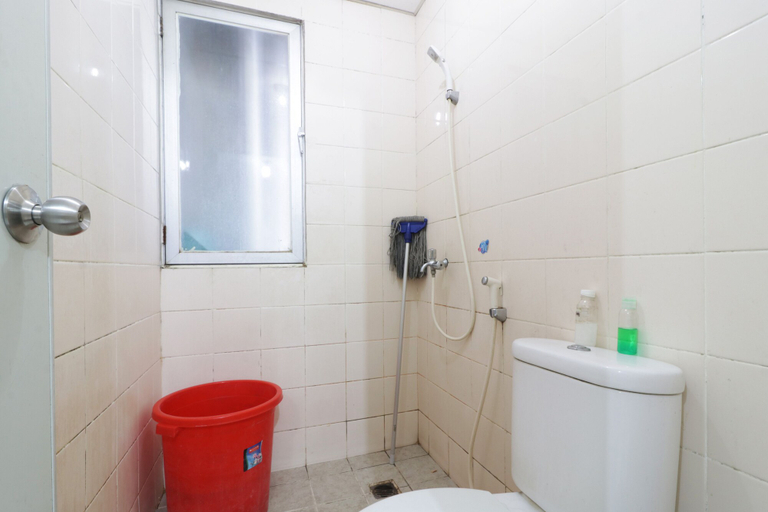 Bathroom 3, Apartment City Park by Nusantara Pelangi, West Jakarta