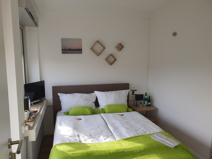 Bedroom 3, Studiotel Top Loft, Düsseldorf