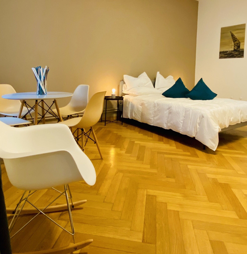 Bedroom 4, Crops City Stay, Trieste