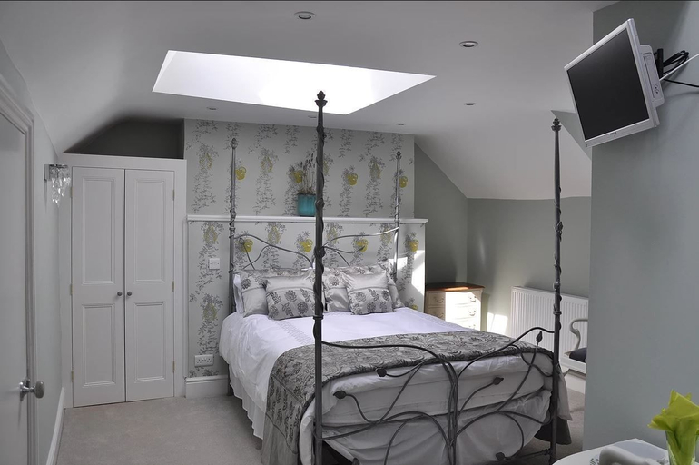 Bedroom 5, Bove Town House, Somerset