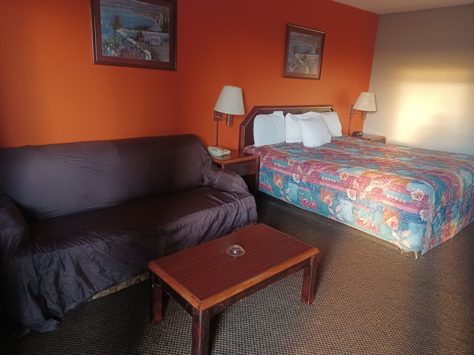Bedroom 4, Americas Best Value Inn & Suites Clarksdale, Coahoma