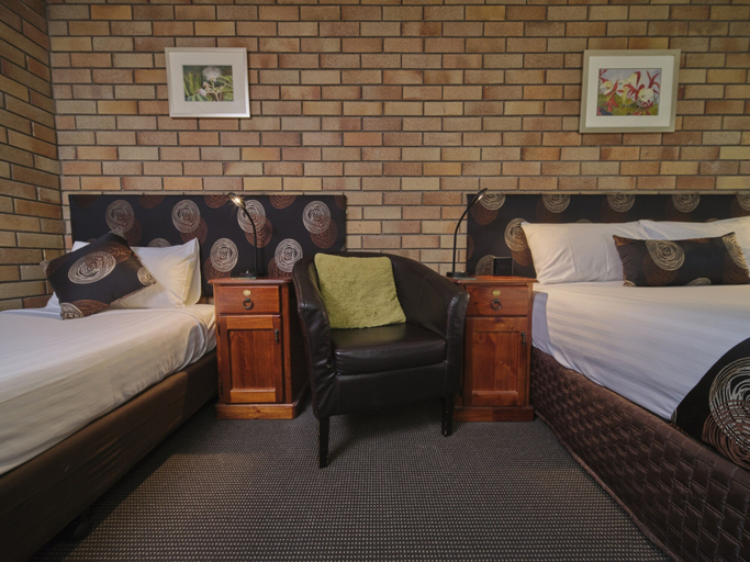 Bedroom 4, City View Motel Warwick, Warwick - Central