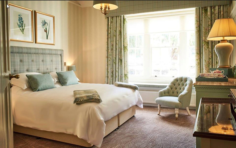 Bedroom 2, Walwick Hall, Northumberland