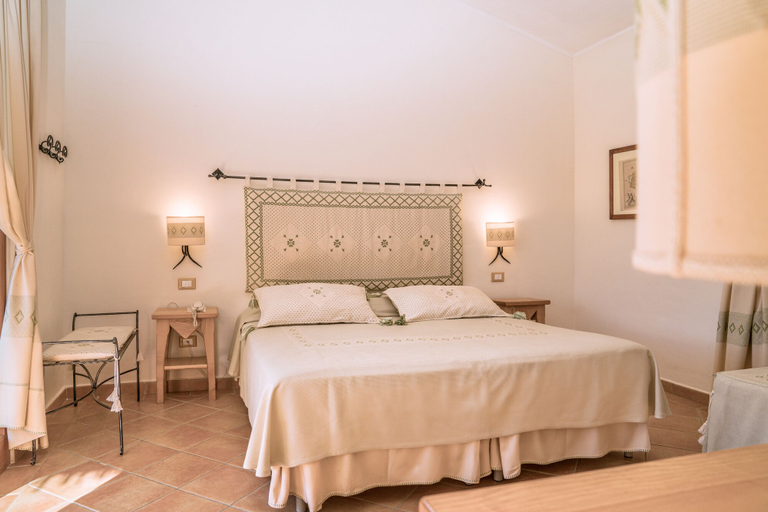 Bedroom 3, Hotel Aldiola Country Resort, Olbia-Tempio