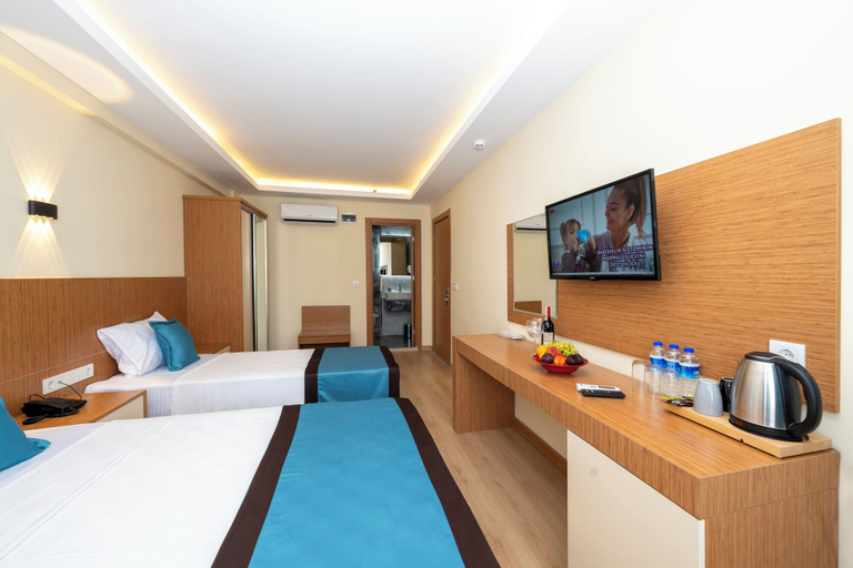 Bedroom 3, Diamond luxury Hotel, Antalya