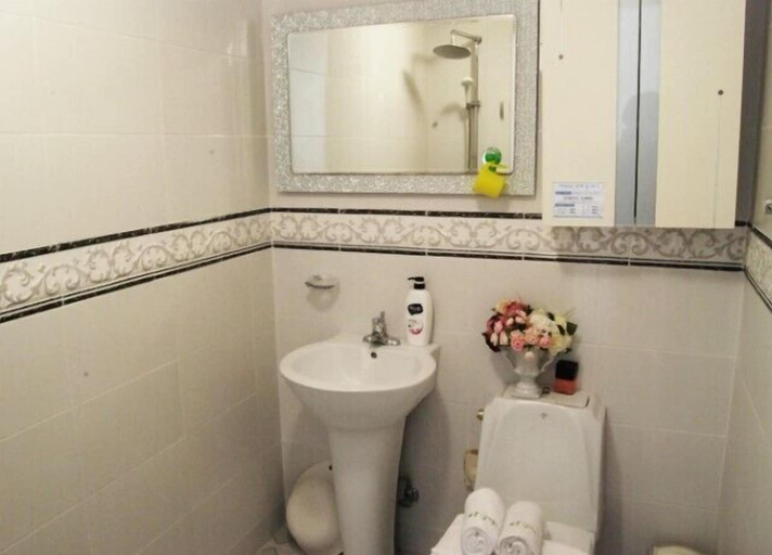 Bathroom, For You Pension, Seogwipo
