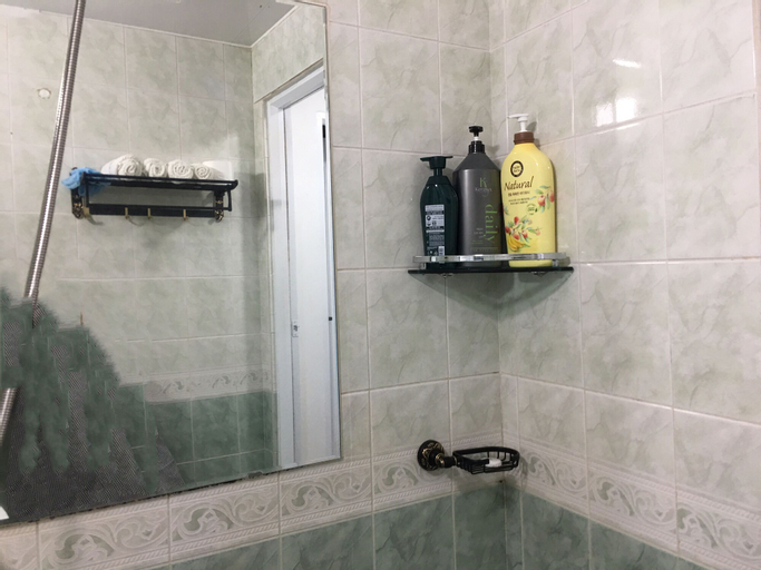 Bathroom 5