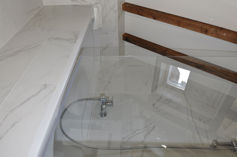 Bathroom 4, Hotel Jan Brito, West-Vlaanderen