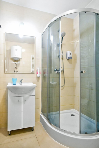 Bathroom 3, Smart Rooms for Rent, Kraków City
