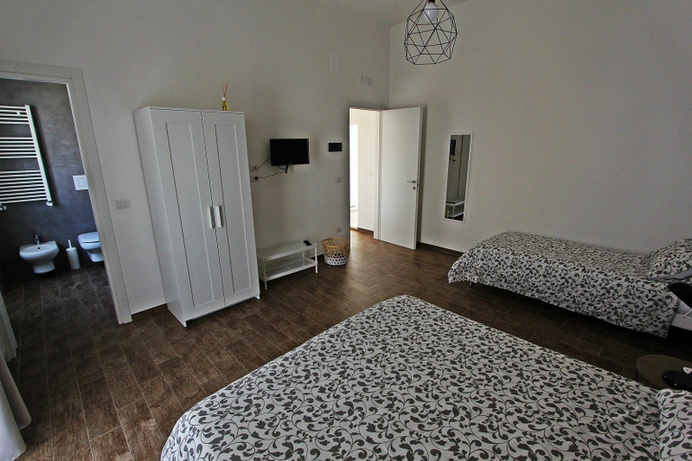 Bedroom 4, Il Civico 2, Bari