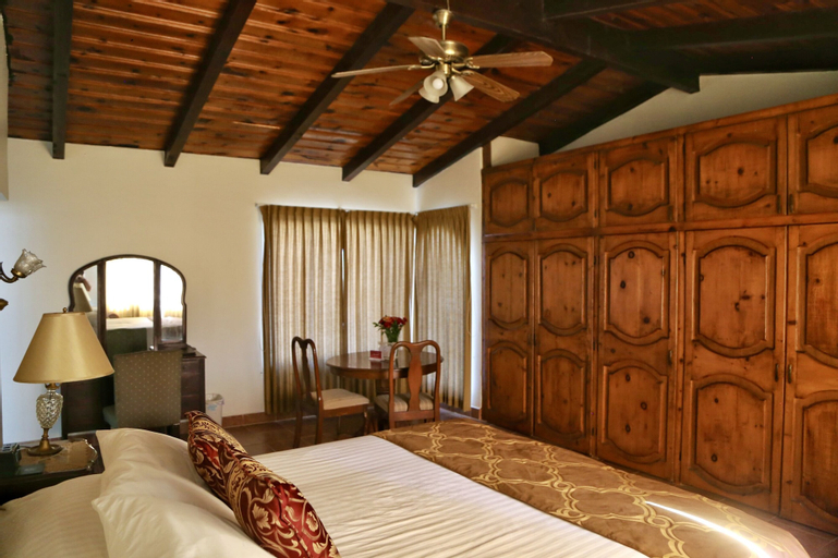 Bedroom 13