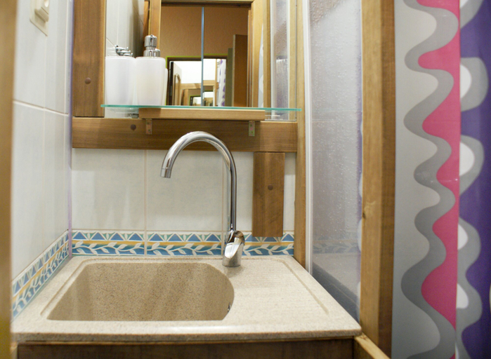 Bathroom 4, Guest House Garrah, Sankt-Peterburg gorsovet
