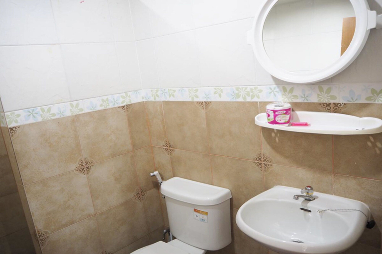 Bathroom, Mawa Lanta Mansion, Ko Lanta