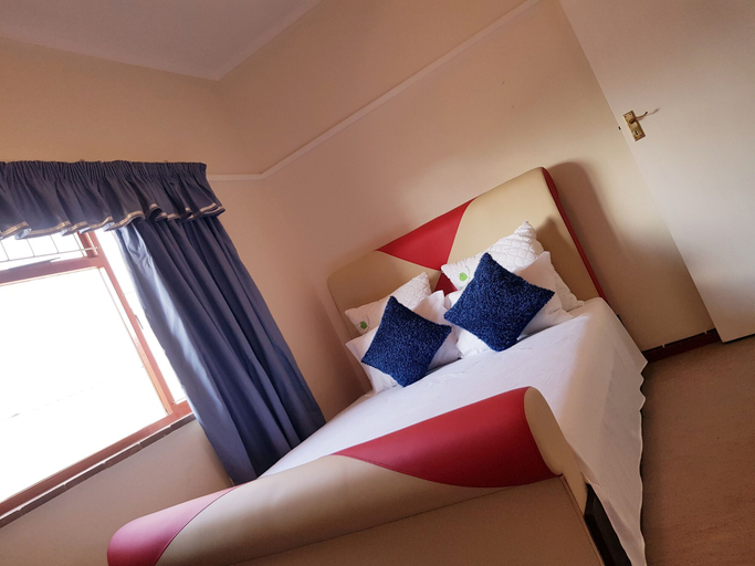 Bedroom 3, Executive Accommodation Bellville, City of Cape Town