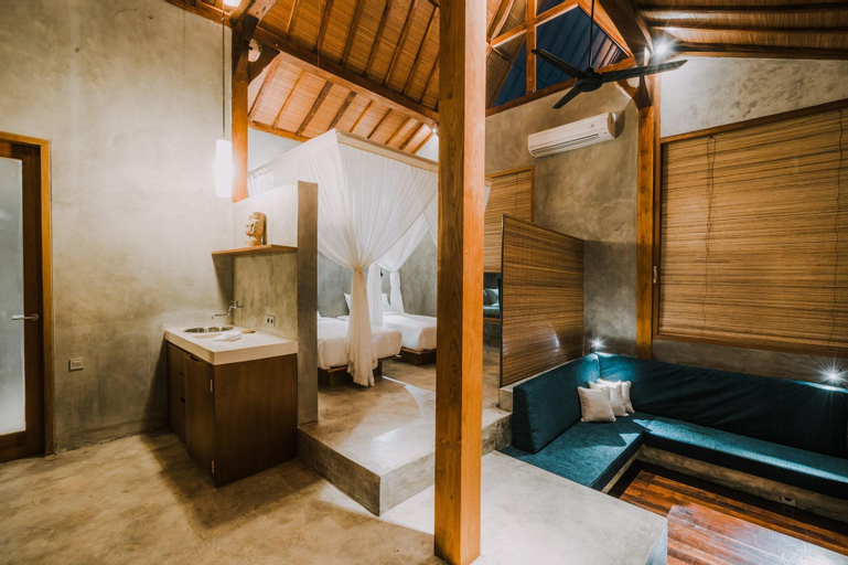 Bathroom 11