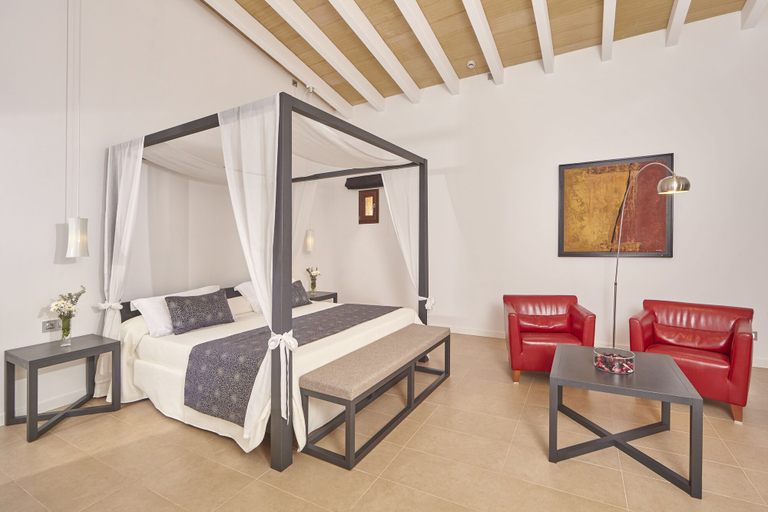Bedroom 3, Bennoc Petit Hotel, Baleares