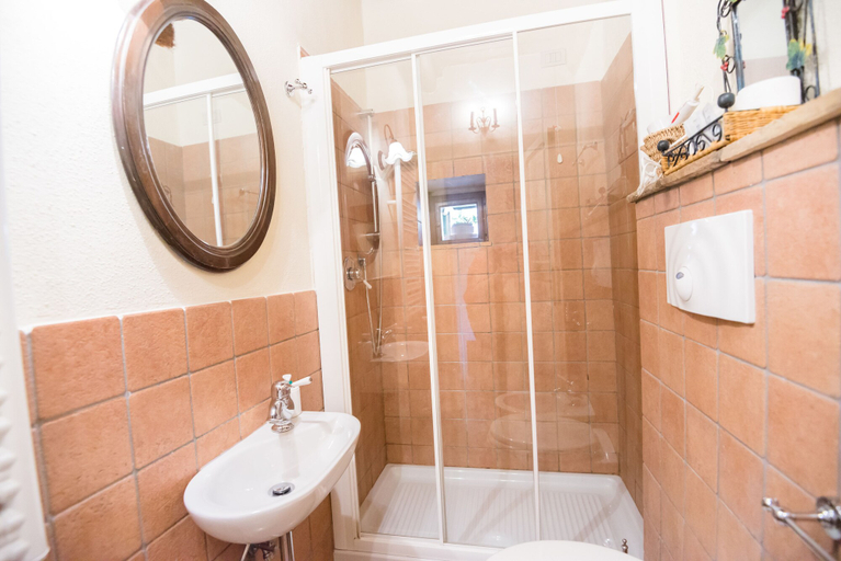 Bathroom 5, Nena' al Borgo Castello, Frosinone