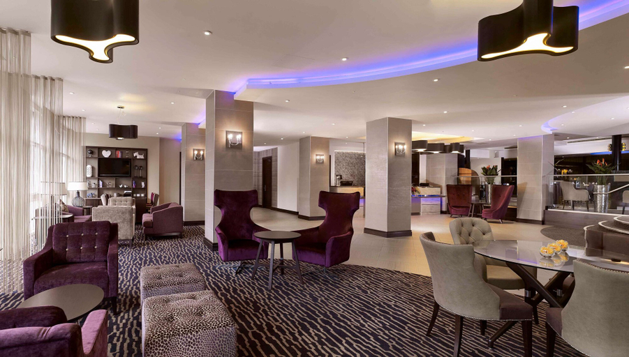 Food & Drinks 5, Doubletree by Hilton Hotel Woking, Surrey