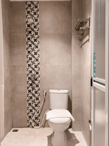 Bathroom 4, Hotel Ixo Semarang, Semarang