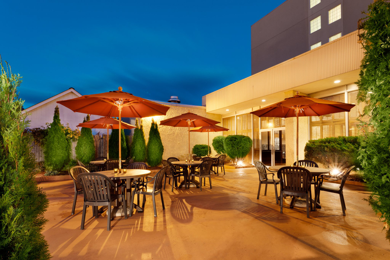 Food & Drinks 3, Holiday Inn NORWICH by IHG, New London