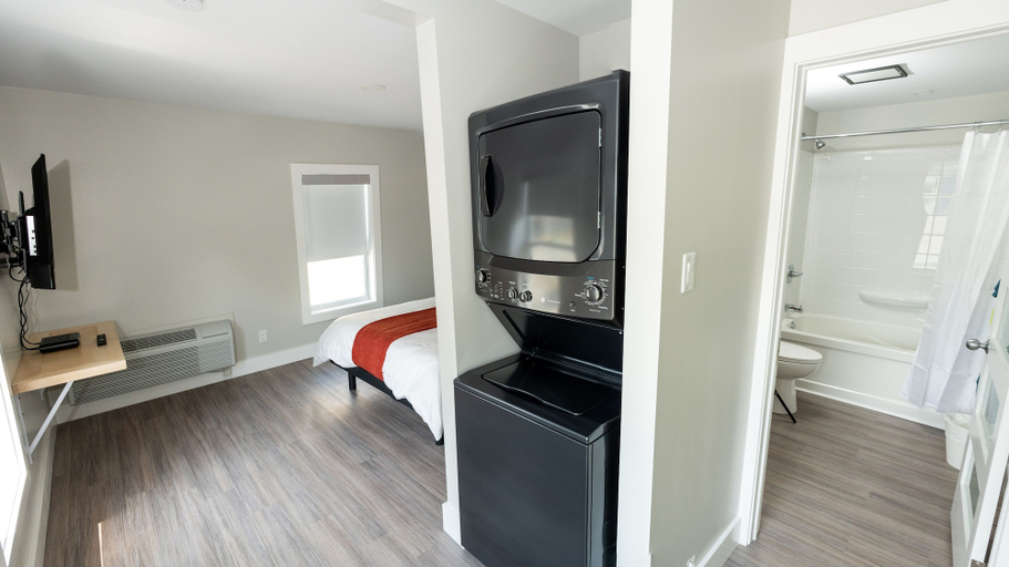 Others 4, Morel Executive Suites, Madawaska