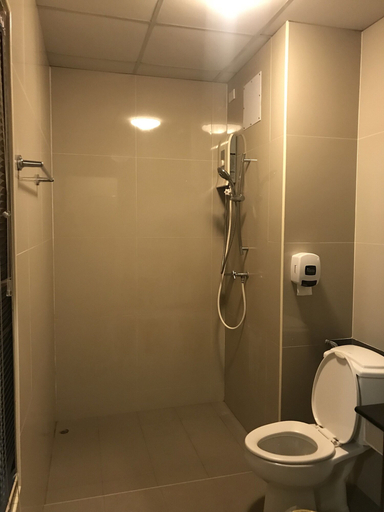 Bathroom 4, Ton Thong Resort Hotel, Muang Uttaradit