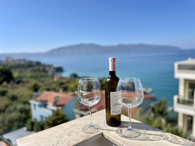 Food & Drinks, LUXURY RESIDENCE, Vlorës