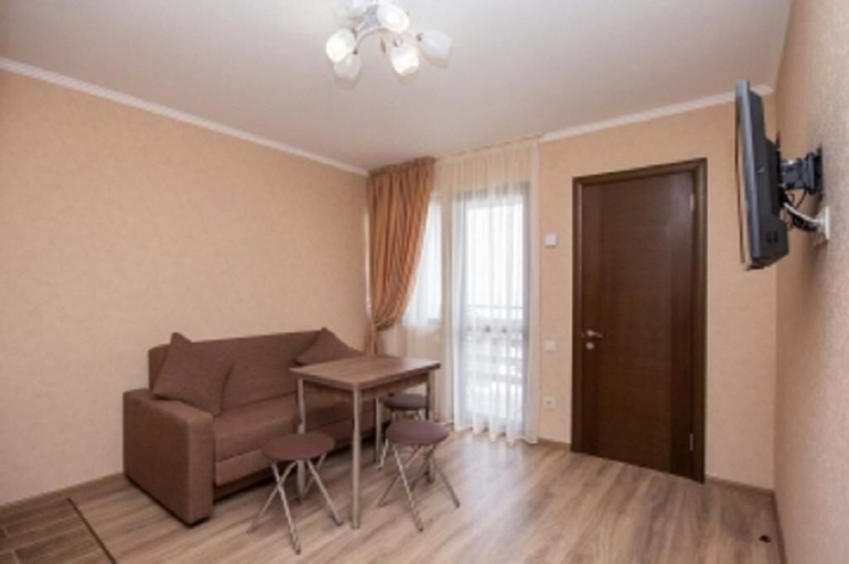 Others 5, Paradis Hotel, Sochi gorsovet