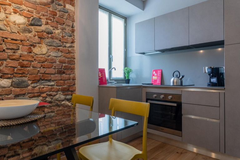 Room 2, Le Casette del Balon by Wonderful Italy - 2-bedroom Apartment, Torino