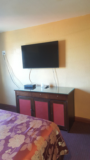 Bedroom 2, Central Inn Motel on 41 Street, Los Angeles