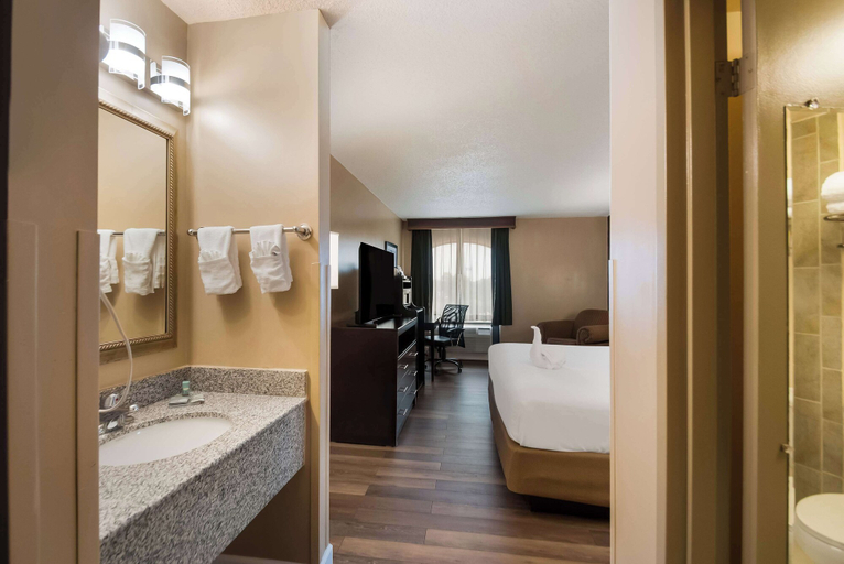 Bathroom 4, Best Western Springfield, Fairfax