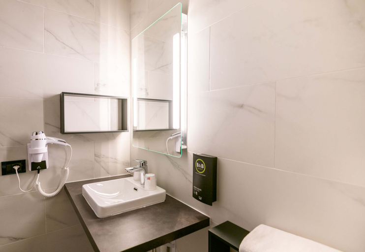 Bathroom 6