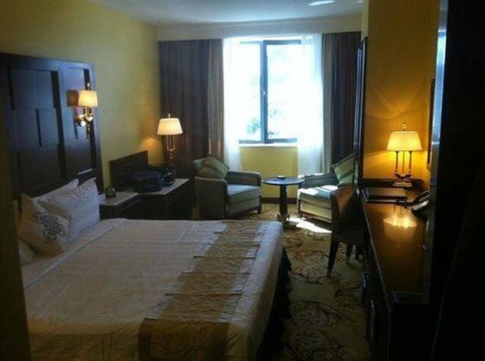 Bedroom 3, Oasis Hotel, Kouba