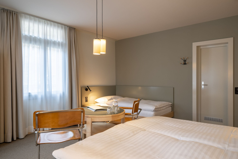 Bedroom 3, Hotel Alpenruhe - Vintage Design Hotel, Interlaken