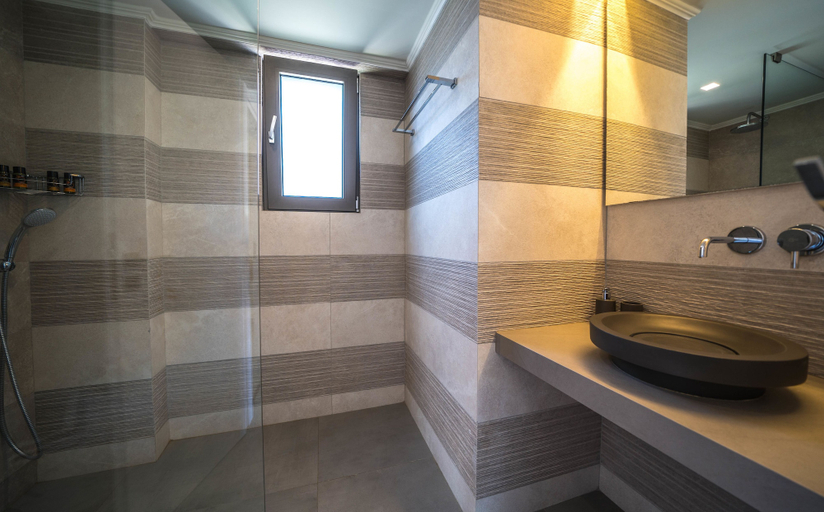 Bathroom 4, Iskios Villas, Crete