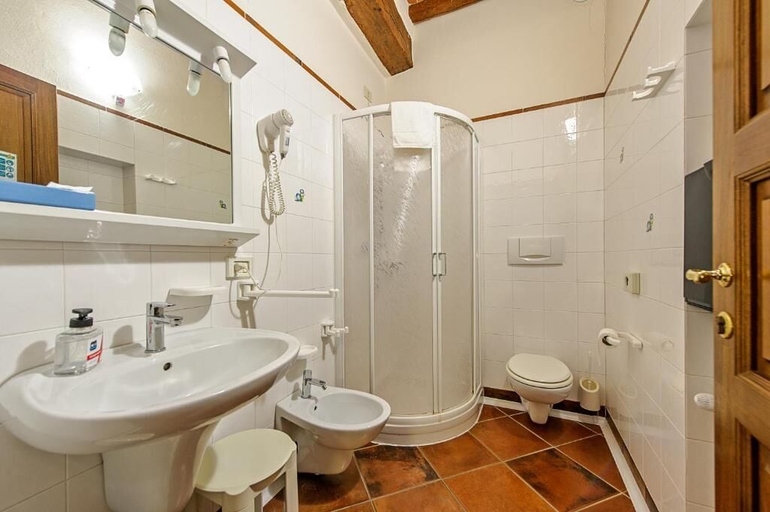 Bathroom 4, Meublè Evoè, Siena