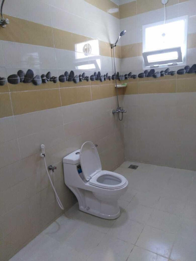 Bathroom 2, Tafadal, Ibra