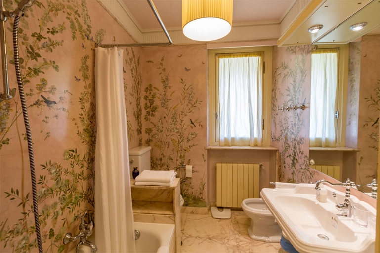 Bathroom 3, Relais Villa Jacopone Suites, Florence