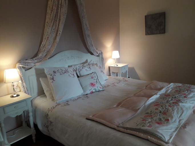 Bedroom 3, Domaine de Kérizel, Morbihan