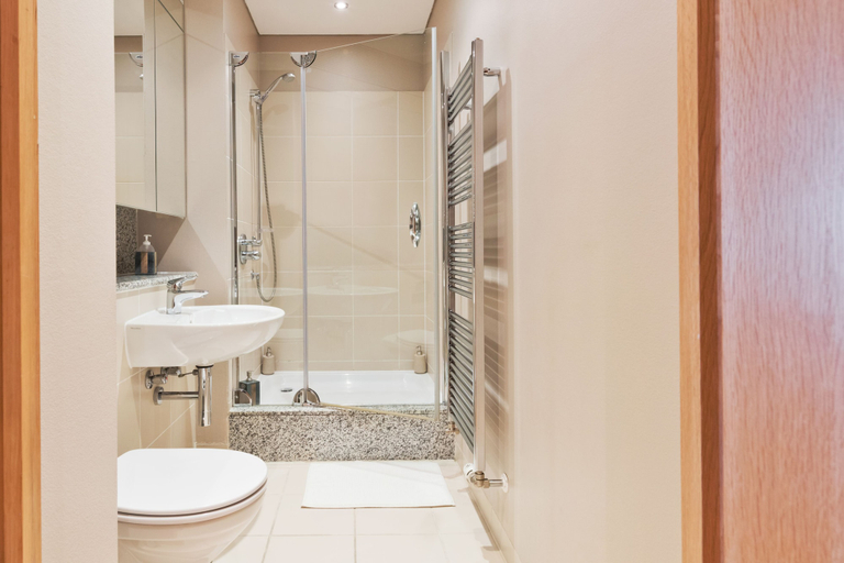 Bathroom 4, Birch at Spencer Dock, Dublin