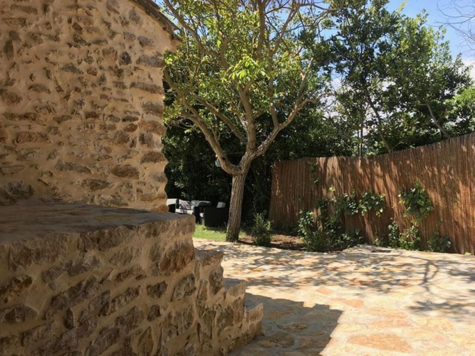 4, In Provence, Family apartment, 2-4 people, Var