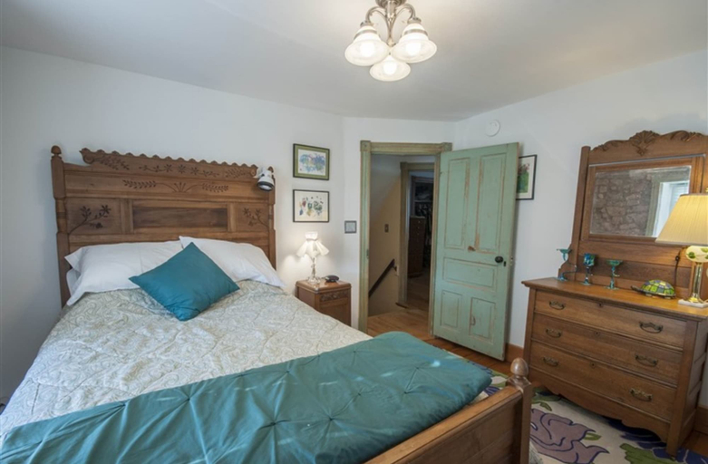 Bedroom 4, Frush Farm Bed & Breakfast, Berks