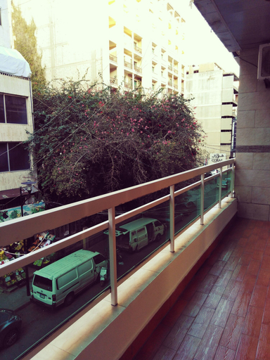 Others 4, La Casa, Beirut